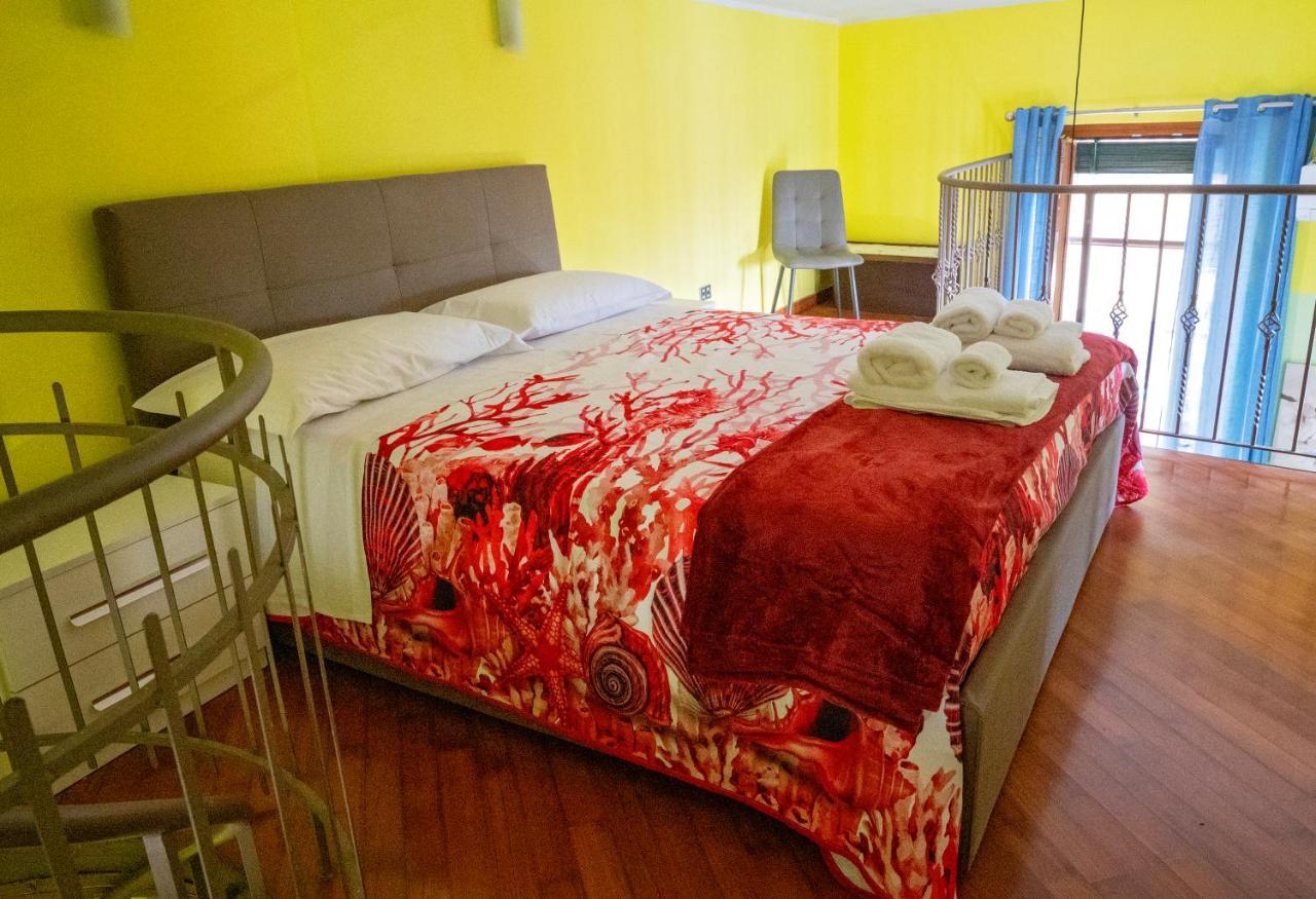 Casa "Positano" Da Ely - Salerno Centro Con Self Check-Inアパートメント エクステリア 写真