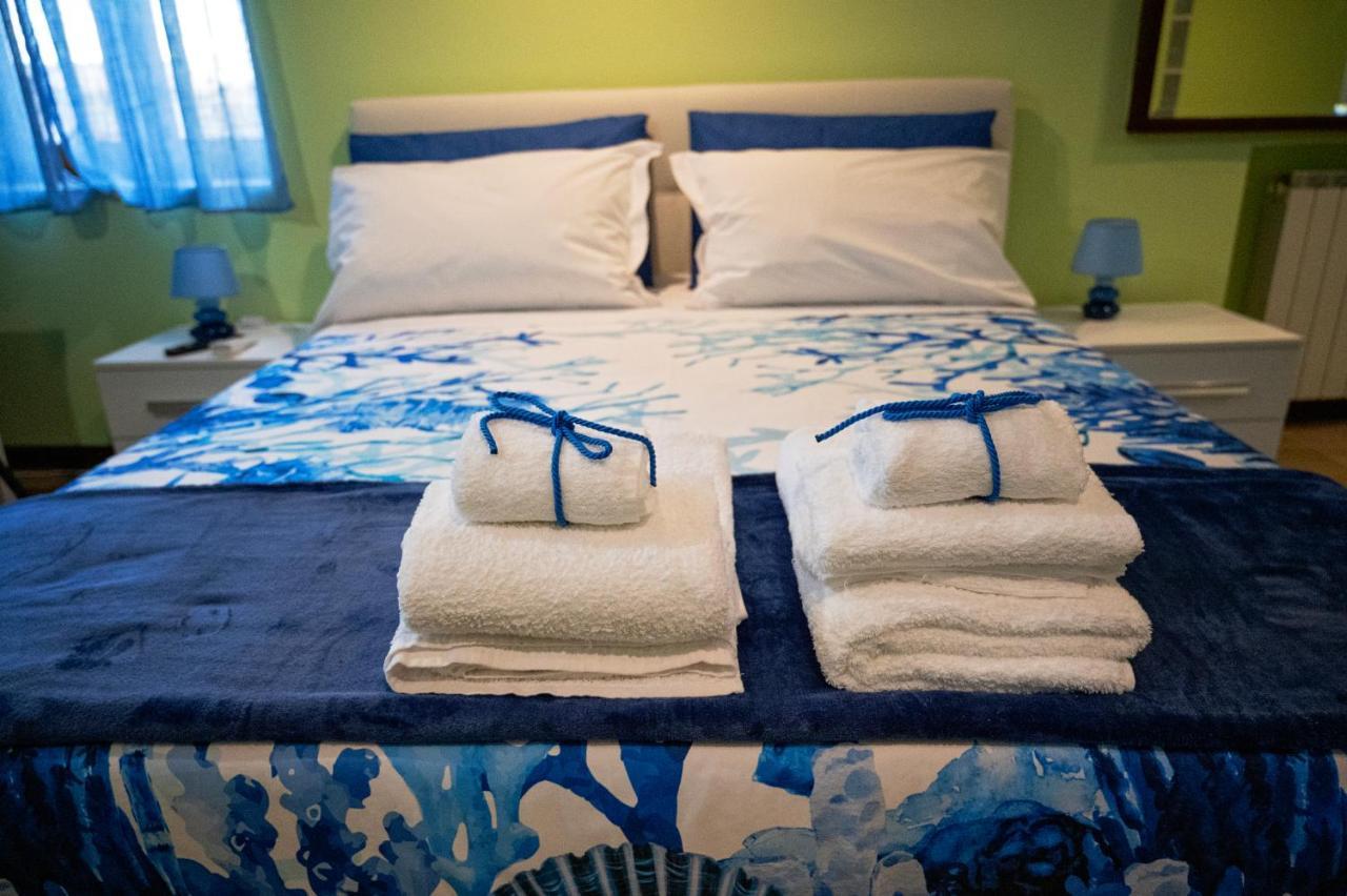 Casa "Positano" Da Ely - Salerno Centro Con Self Check-Inアパートメント エクステリア 写真