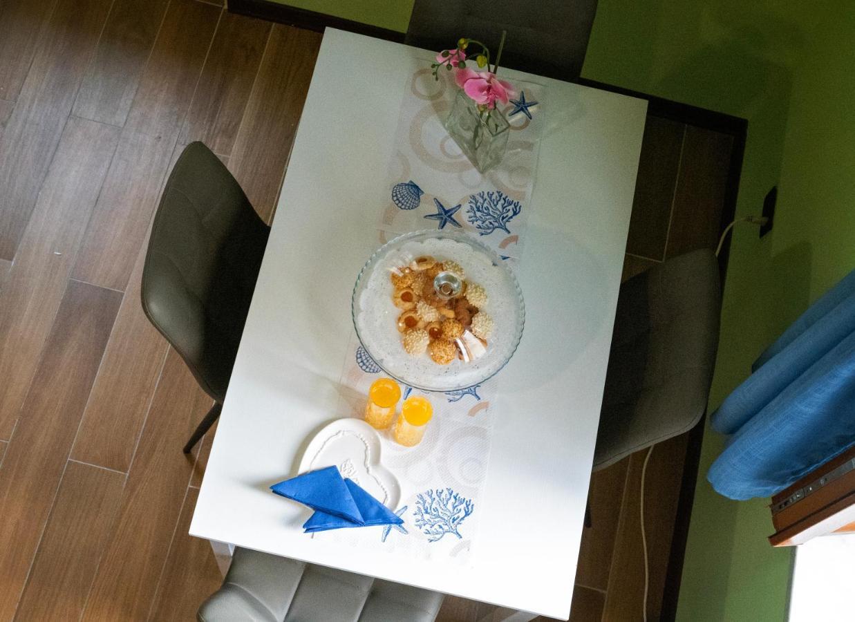 Casa "Positano" Da Ely - Salerno Centro Con Self Check-Inアパートメント エクステリア 写真