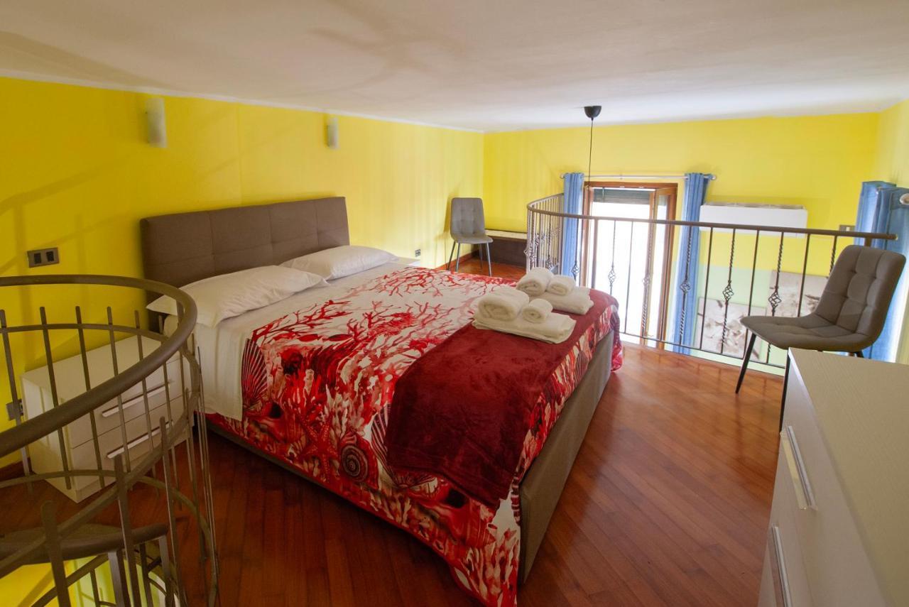 Casa "Positano" Da Ely - Salerno Centro Con Self Check-Inアパートメント エクステリア 写真