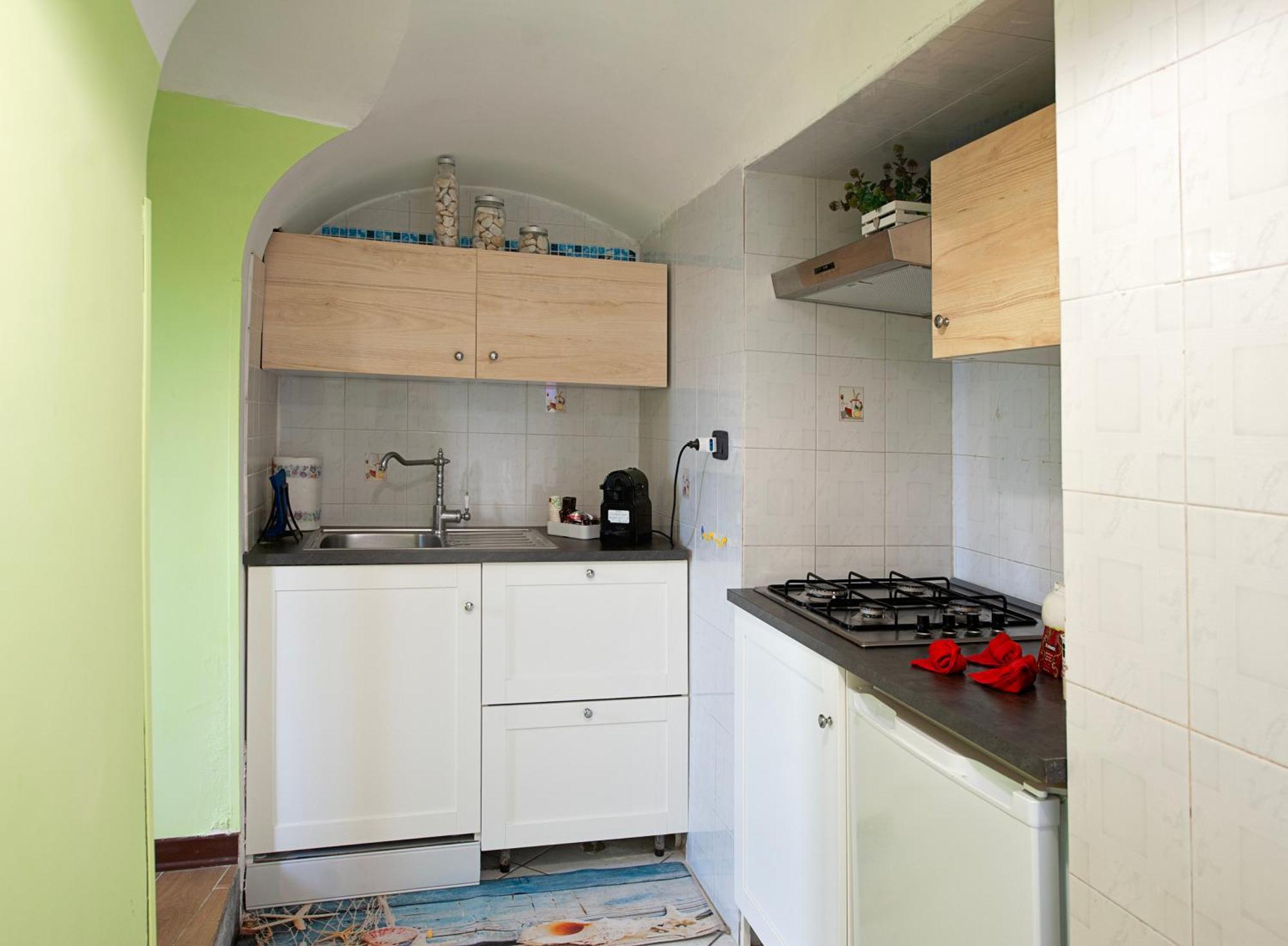 Casa "Positano" Da Ely - Salerno Centro Con Self Check-Inアパートメント エクステリア 写真